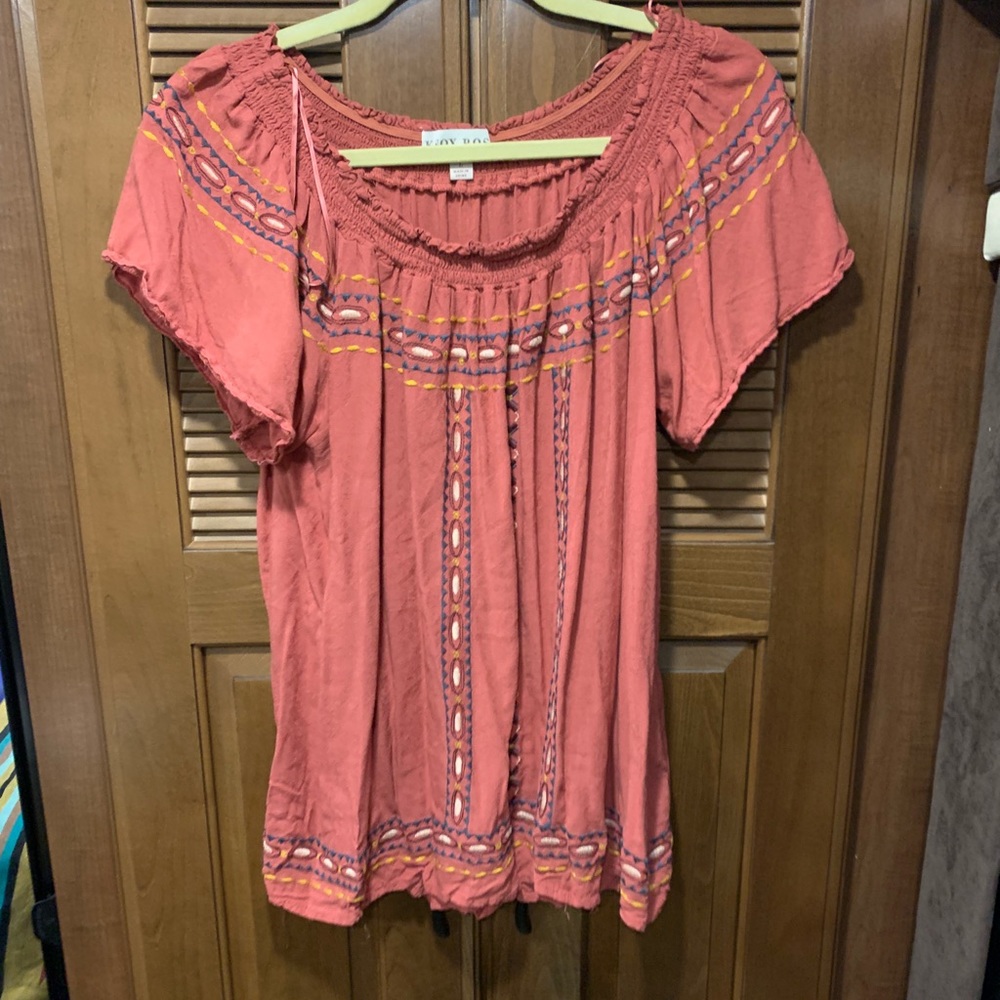 Knox Rose! Size Large!